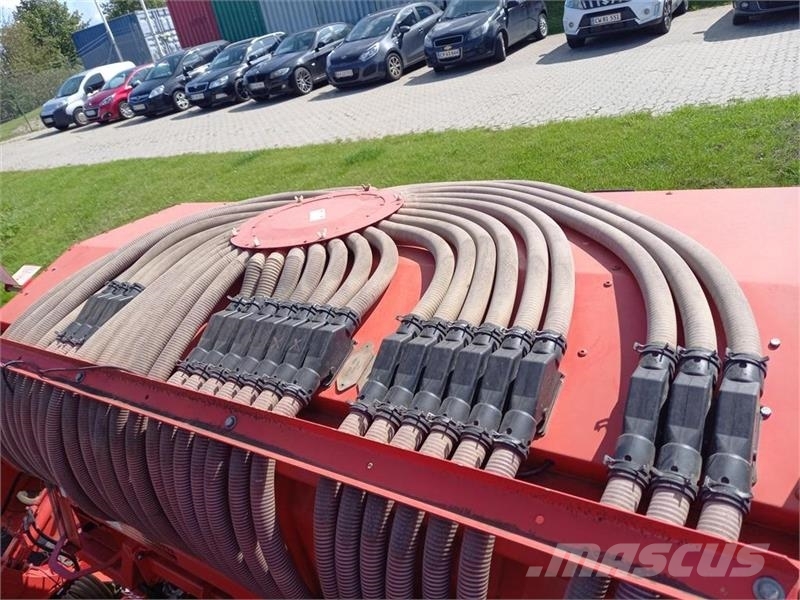 Kuhn Combiliner Venta 4 Meter. Combination drills