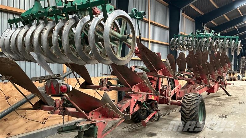 Kverneland PW100 Variomat 8 furet Med IP-pakker Wentelploegen