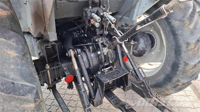 Massey Ferguson 4255 Tractoren