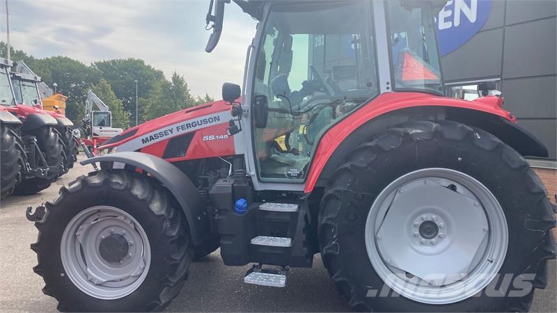 Massey Ferguson 5S.145 Exclusive Dyna-6 Exclusive Traktorer