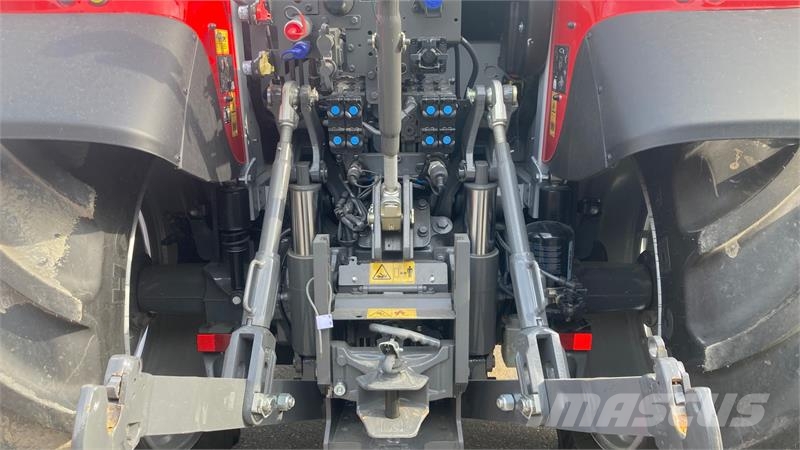 Massey Ferguson 5S.145 Exclusive Dyna-6 Exclusive Traktorer