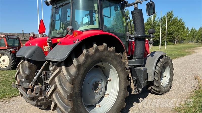 Massey Ferguson 7615 Dyna 6 الجرارات