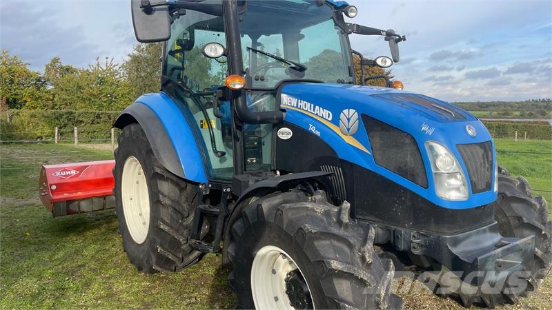 New Holland T4.95 kun 124 timer Traktorer