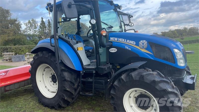 New Holland T4.95 kun 124 timer Traktori