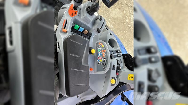 New Holland T7.270 AutoCommand Tractoren