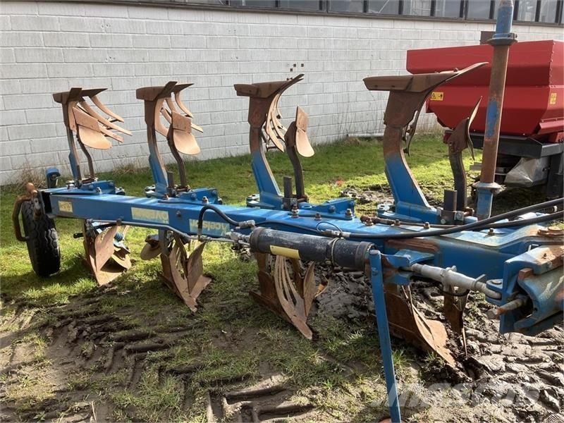 Överum 4 furet Risteplov Reversible ploughs