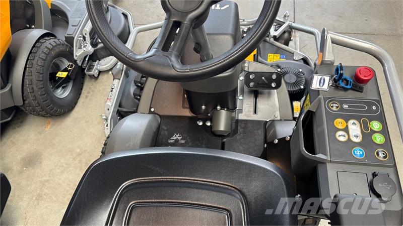 Stiga ePark Pro 100% Elektrisk ركوب الحشائش