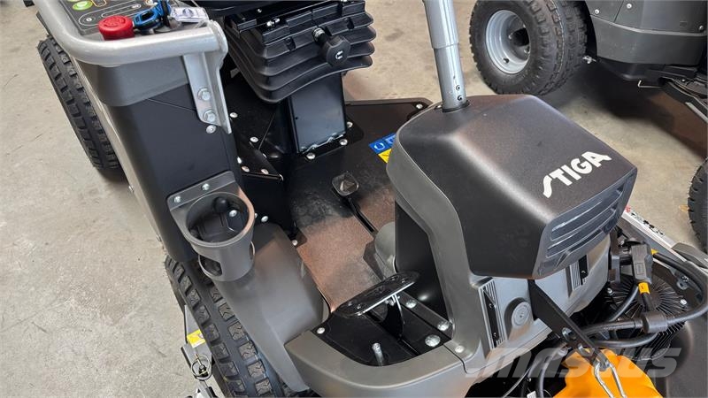 Stiga ePark Pro 100% Elektrisk ركوب الحشائش