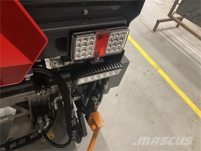 Timan CS-200 Combispreder 300 liter til traktor Trosilci peska in soli
