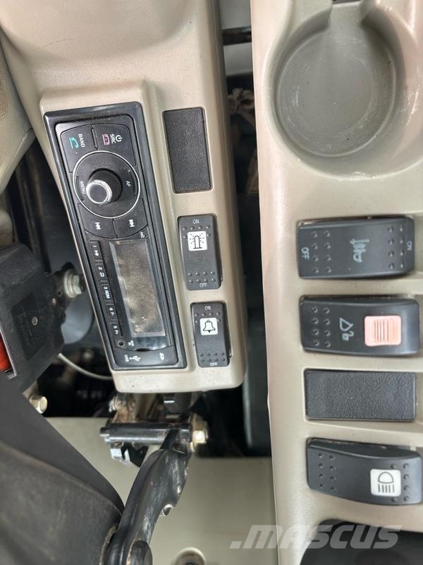 CASE CX210D Bagri goseničarji