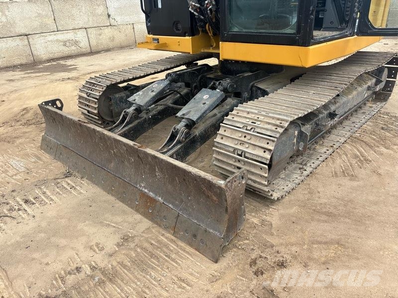 CAT 310 Mini bagri <7t