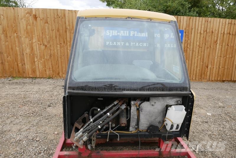 CAT Unused Cab to suit Caterpillar Dumptruck Kloubové dempry