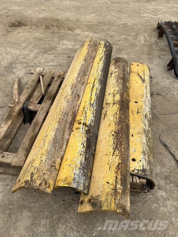  Demolition Side Skirts Muut koneet