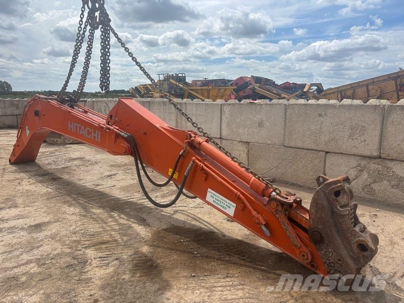 Hitachi ZX130 Kāpurķēžu ekskavatori