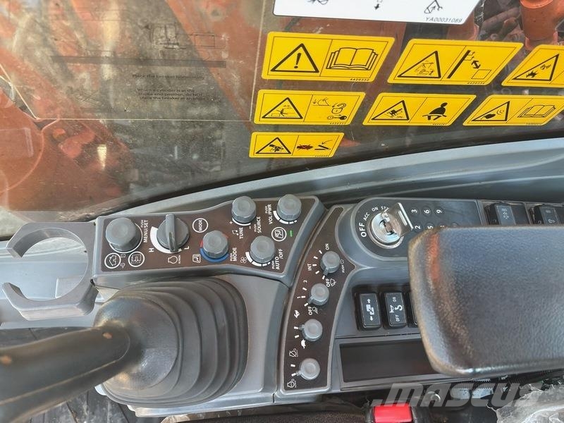 Hitachi ZX130 Excavadoras sobre orugas