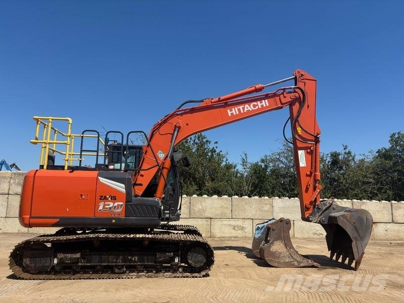 Hitachi ZX130 Excavadoras sobre orugas