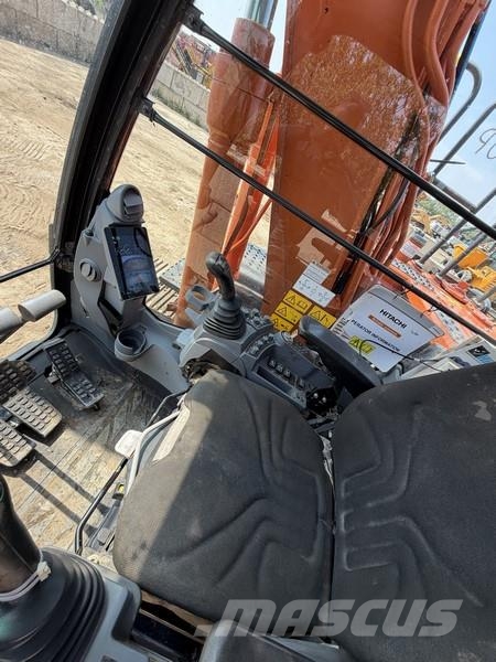 Hitachi ZX130 Dolgo sežni bagri