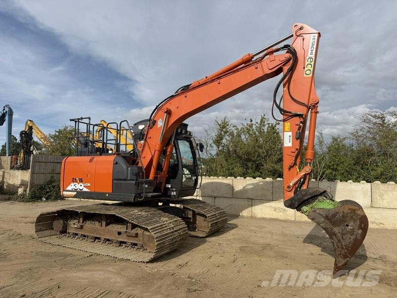Hitachi ZX130 Excavadoras sobre orugas