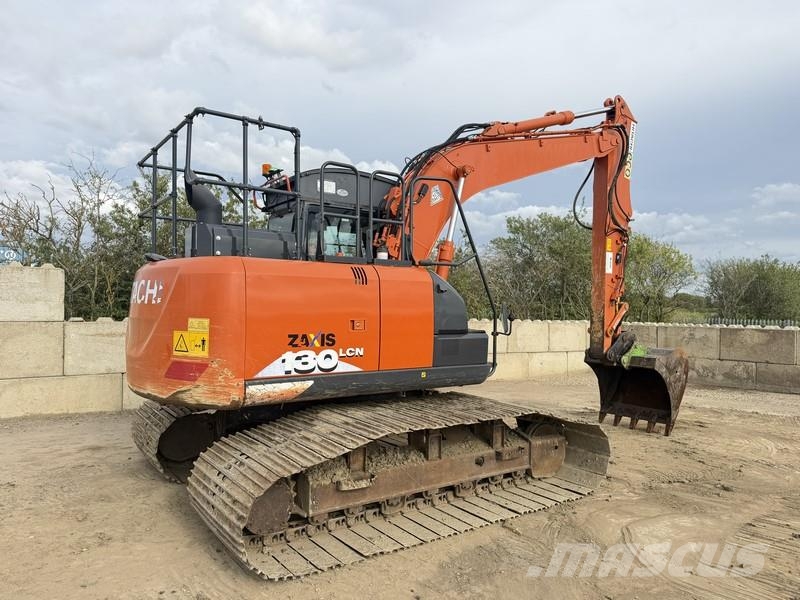 Hitachi ZX130 Excavadoras sobre orugas