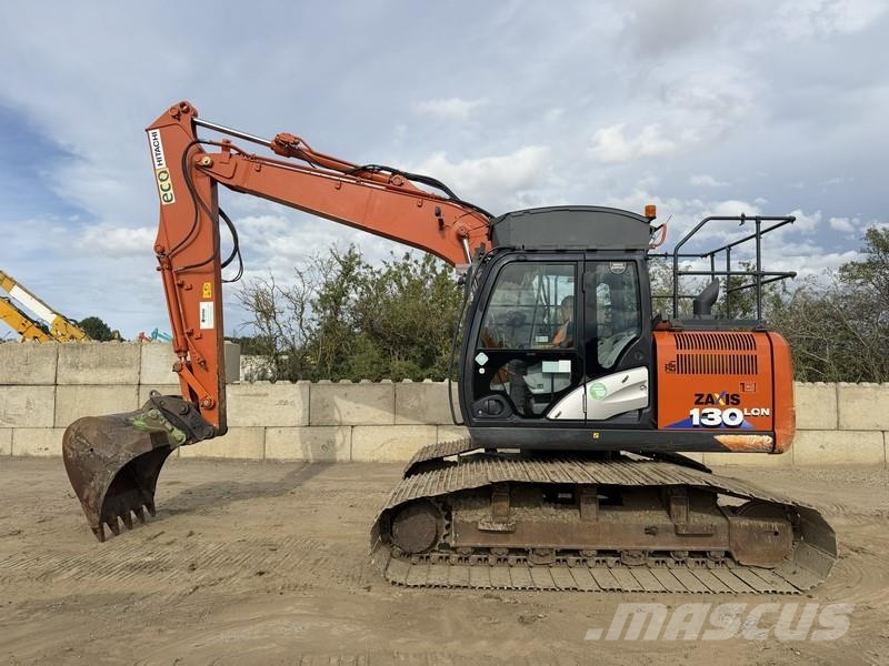 Hitachi ZX130 Excavadoras sobre orugas