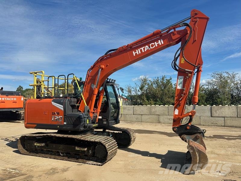 Hitachi ZX130 Excavadoras sobre orugas