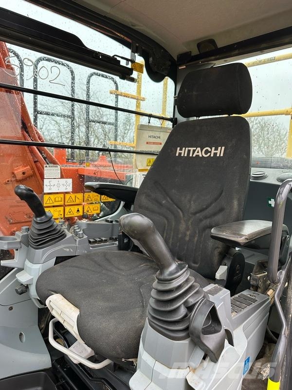 Hitachi ZX130LCN-7 Lánctalpas kotrók