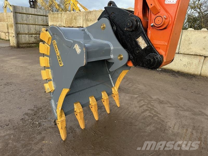 Hitachi ZX130LCN-7 Lánctalpas kotrók