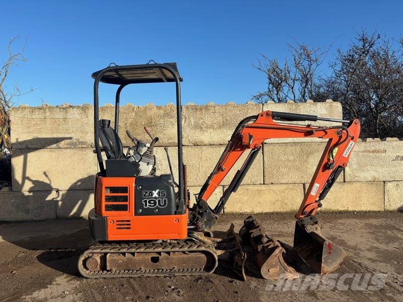 Hitachi ZX19 Minikaivukoneet < 7t