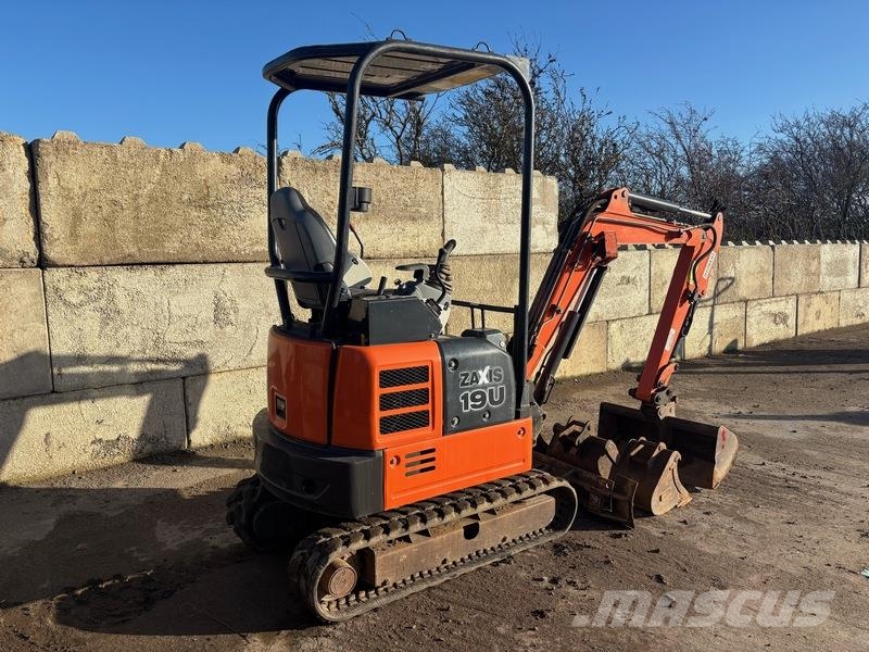 Hitachi ZX19 Minikaivukoneet < 7t