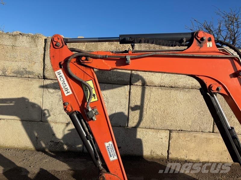 Hitachi ZX19 Minikaivukoneet < 7t