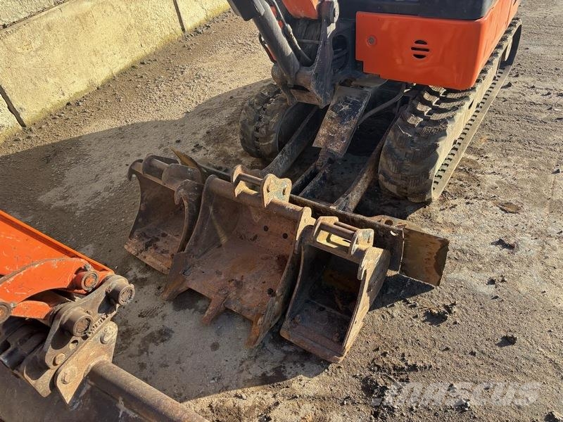 Hitachi ZX19 Minikaivukoneet < 7t