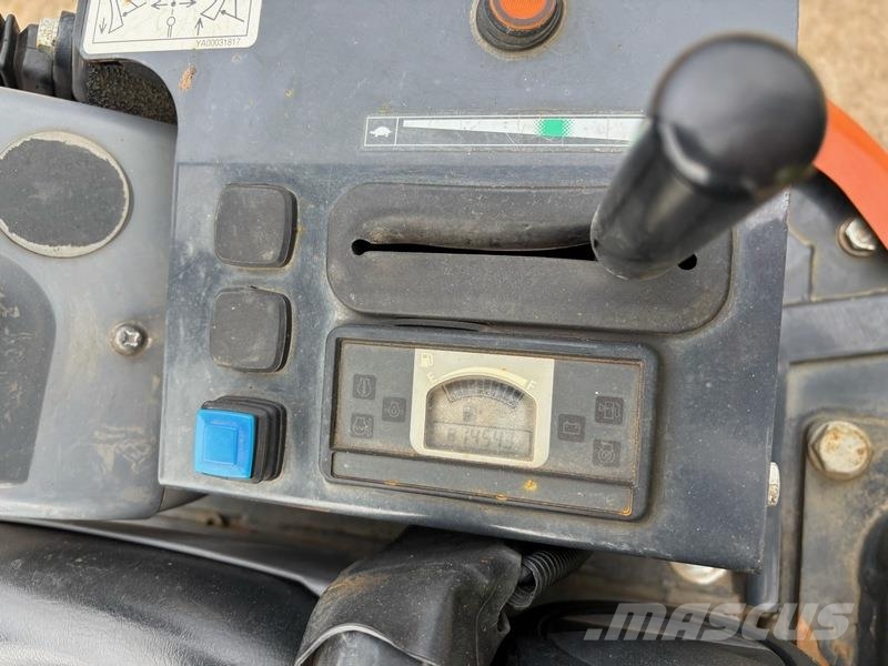 Hitachi ZX19 Minikoparki