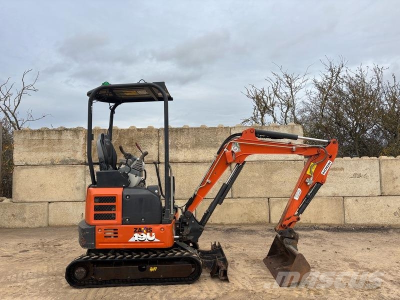 Hitachi ZX19 Minikoparki