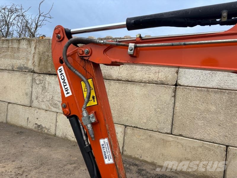 Hitachi ZX19 Minikoparki