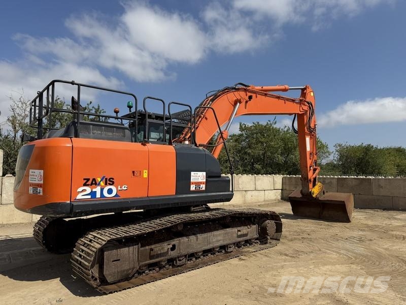 Hitachi ZX210LC-6 حفارات زحافة
