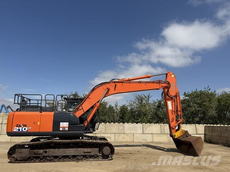 Hitachi ZX210LC-6 حفارات زحافة