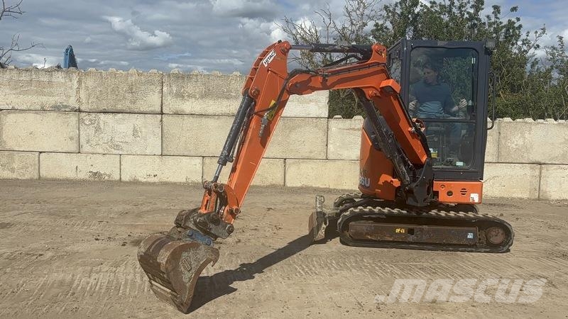 Hitachi ZX26U-6 CR Міні-екскаватори < 7т