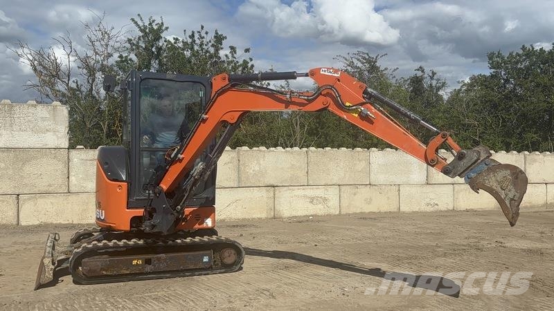 Hitachi ZX26U-6 CR Міні-екскаватори < 7т
