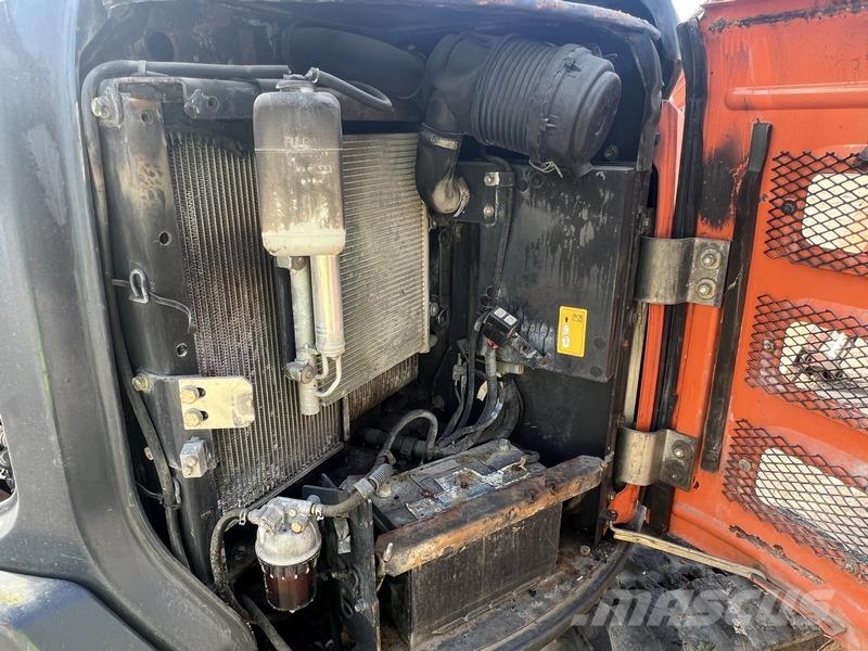 Hitachi ZX48U-5A CLR Mini bageri <7t