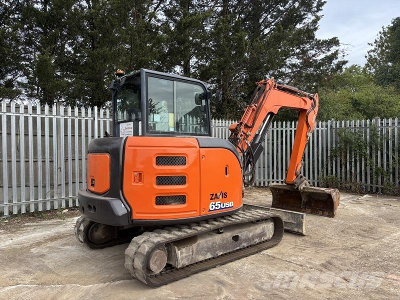 H.Ｒ Koparki Hitachi ZX65: używana koparka Hitachi ZX65 na