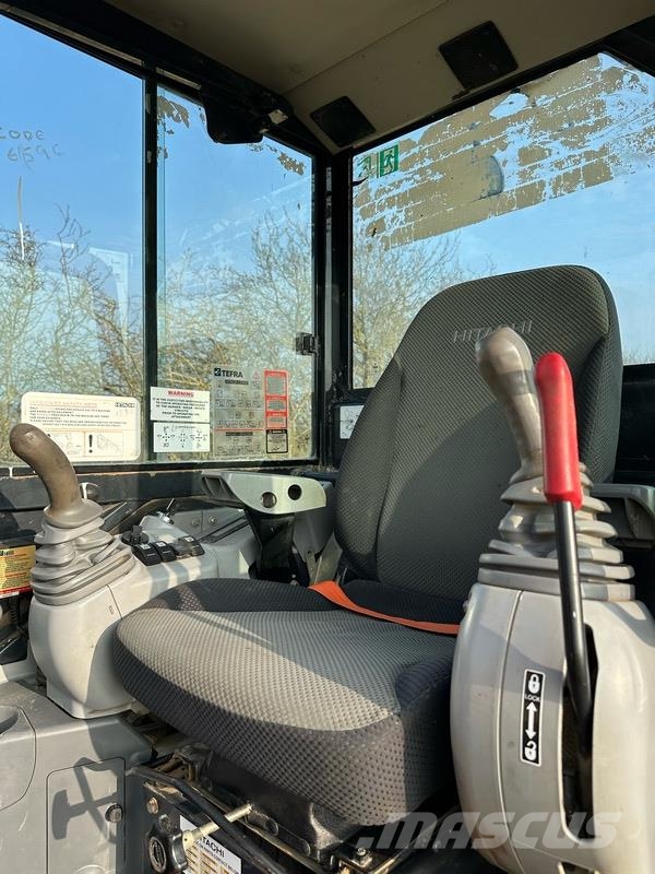 Hitachi ZX65 Midigrävmaskiner 7t - 12t