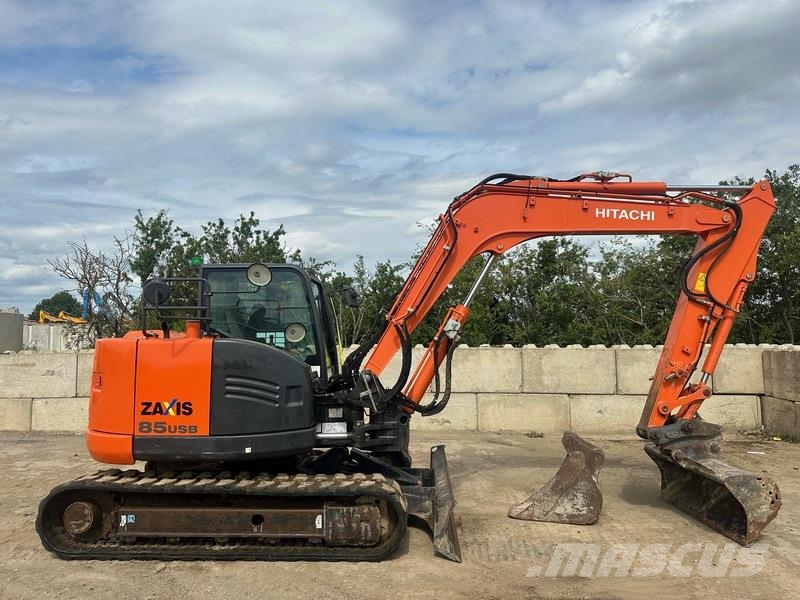 Hitachi ZX85USB-5A Minibagger < 7t