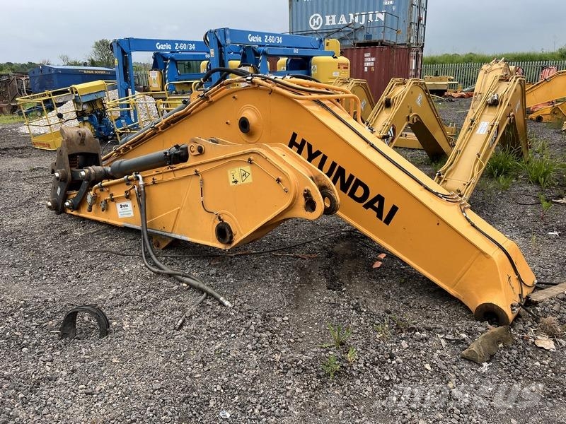 Hyundai BOOM AND DIPPER SUITABLE TO FIT HYUNDAI HX235 Muut koneet