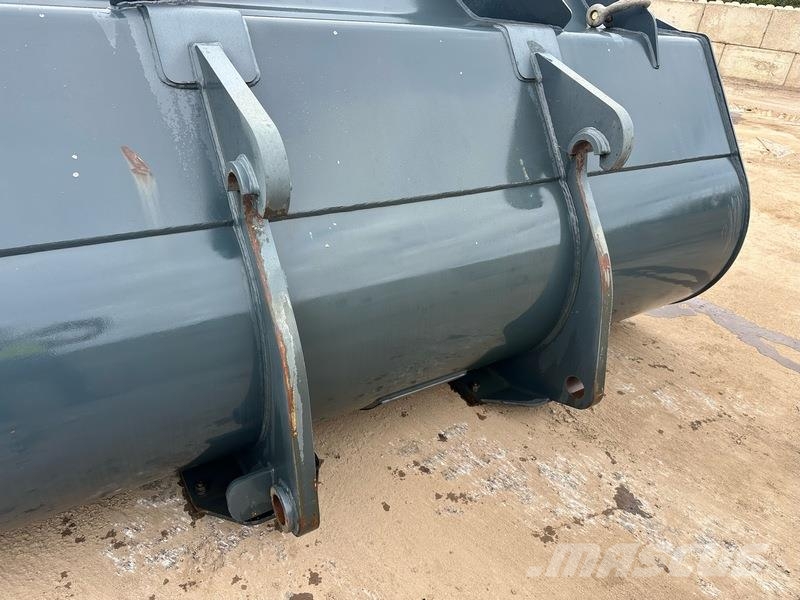 Hyundai HL970 BUCKET Construction - Others