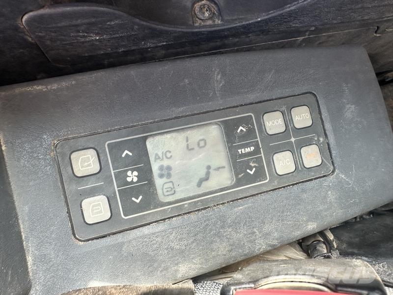 Hyundai HX130LCR Bageri guseničari