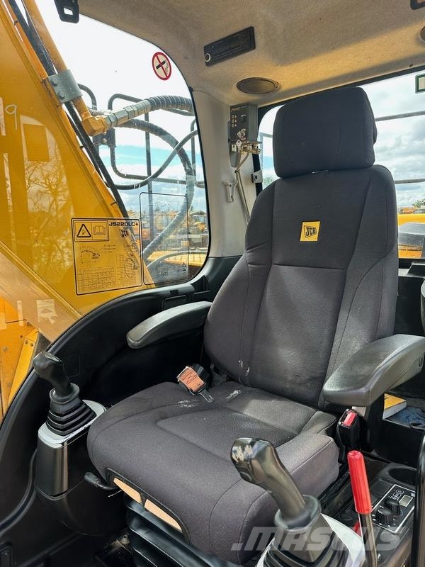 JCB JS220 LC Kāpurķēžu ekskavatori