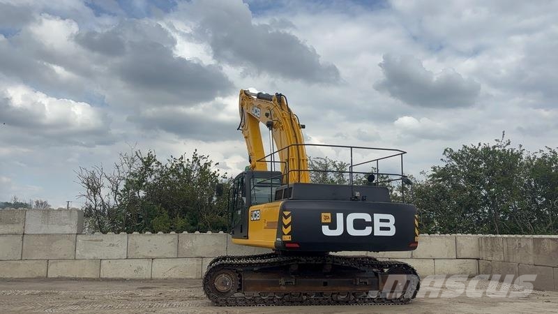 JCB JS330 LC حفارات زحافة