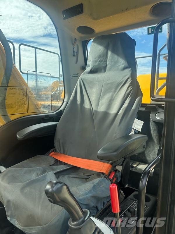 JCB JS370 LC T4 Crawler excavators