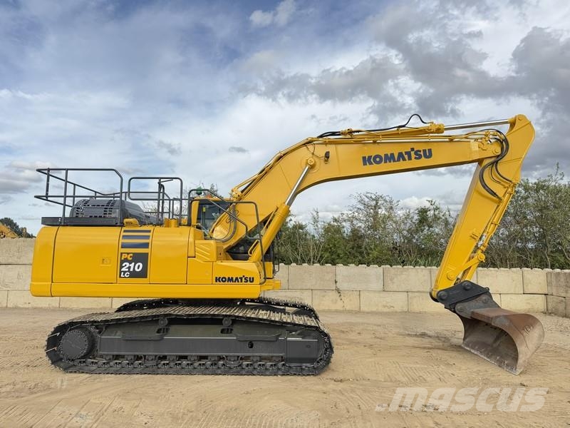 Komatsu PC210LC-11 Гусеничные экскаваторы