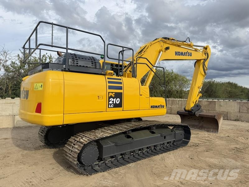 Komatsu PC210LC-11 Гусеничные экскаваторы